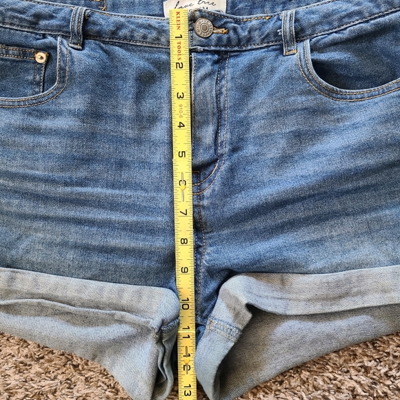 Love Tree Denim shorts, size L - Picture 4 of 7